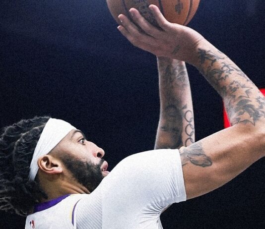 Лейкърс започнаха с триумф защитата на трофея си в НБА Къп (видео)