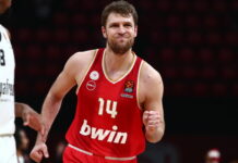 Трети дабъл-дабъл за Везенков, Олимпиакос би Виртус Болоня (видео)