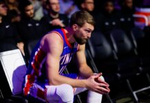 Сакраменто без водеща фигура за неопределено време