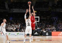 Никола Миротич мина границата от 4000 точки в Евролигата (видео)