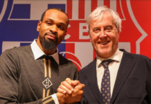 Барселона дава още три години на Кевин Пънтър