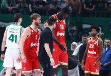 Мустафа Фал аут за година