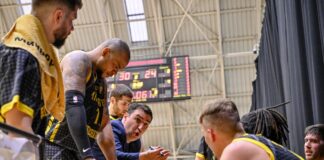 Миньор 2015 запазва трима българи