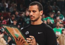 Бостън удължи договора на своя треньор