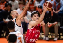 Борислав Младенов се договори с участник в Евролигата