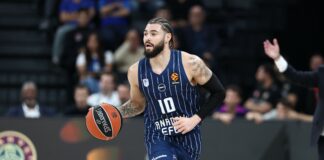 Анадолу Ефес помрачи завръщането на Шави Паскуал начело на Барса (видео)