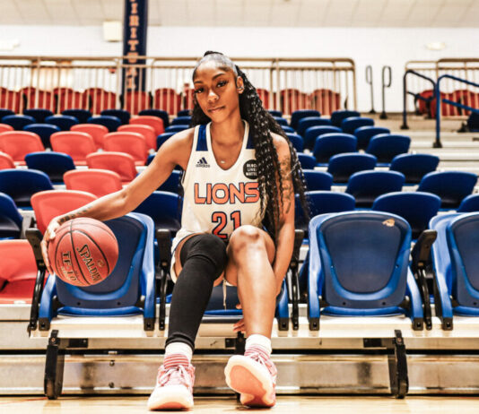 Берое се разделя с американка