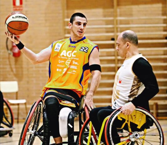 Персиян Еленков стана първият български баскетболист на колички, който се изявява в Испания