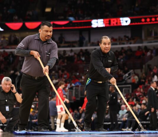 Отложиха мач от НБА заради опасен терен