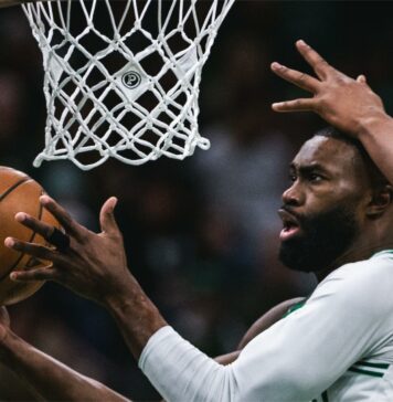 Бостън нямаше спиране срещу Милуоки (видео)