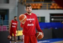 Везенков остава под въпрос за гръцкото дерби в Евролигата