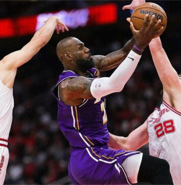 Лейкърс не се дадоха на Хюстън (видео)