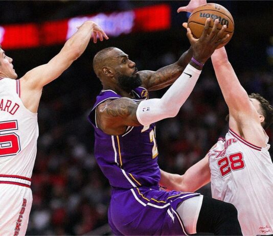 Лейкърс не се дадоха на Хюстън (видео)