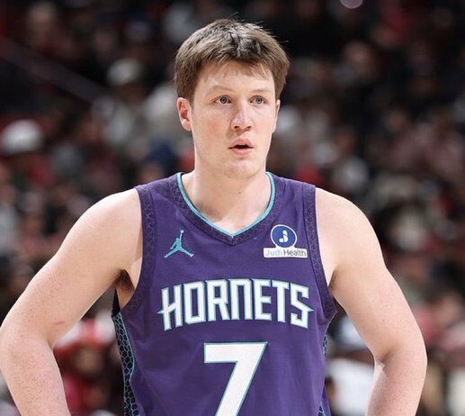 Най-младият с 250 тройки: Новобранец на Шарлът влезе в историята на НБА (видео)