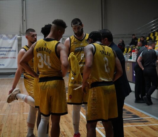 Дабъл-дабъл на Кесар вдъхнови Миньор 2015 за обрат срещу Берое (видео)