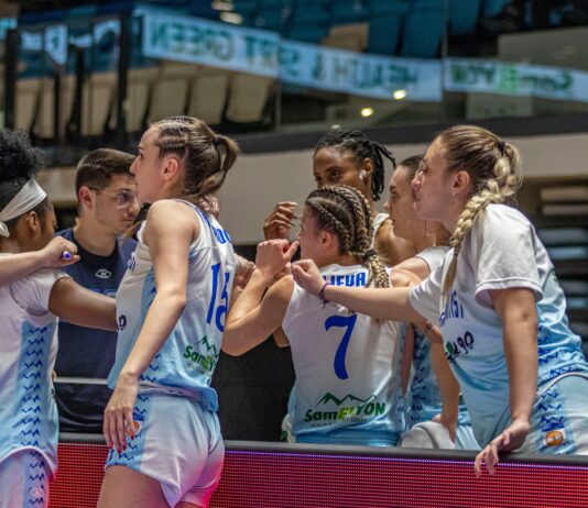 Рилски спортист стартира с успех в плейофите при жените