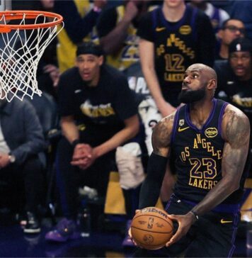 Леброн Джеймс и Лейкърс подчиниха Хюстън (видео)