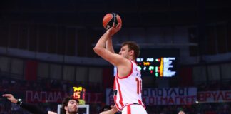 Александър Везенков изтормози ПАО, но Олимпиакос падна в дербито на Гърция