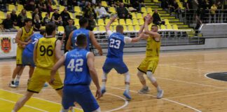 Миньор 2015 измъкна успех у дома след драма срещу Левски