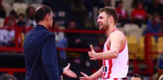 Везенков сред реализаторите при разгром на Олимпиакос в Гърция