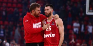 Без Везенков Oлимпиакос даде урок на Баскония (видео)