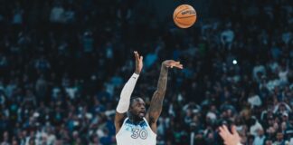 Tройка със сирената на Джулиъс Рандъл съсипа Финикс (видео)