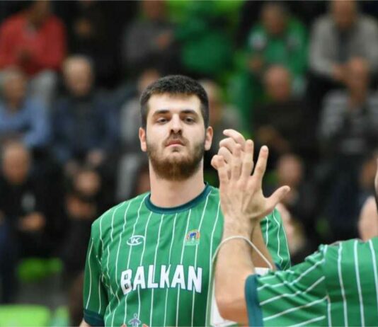 Игор Кесар облича екипа на Спартак (видео)