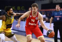 Везенков над всички за Олимпиакос в Гърция