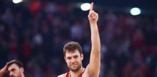 Везенков безпощаден и срещу Барселона (видео)