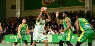 Берое се върна от -17 точки и би Шумен (видео)