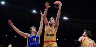 Везенков се развихри при нов успех на Олимпиакос в Гърция