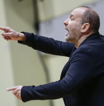 Тити Папазов: Във всички двубои полагаме неимоверни усилия