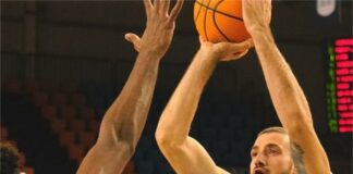 Павлин Иванов изведе Менорка до успеха в българското дерби в Испания