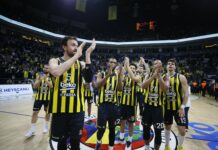 Фенербахче взе турското дерби в Евролигата (видео)