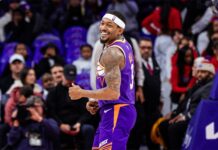 Финикс наложи волята си над Филаделфия (видео)