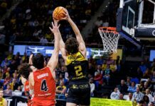 Константин Костадинов и Тенерифе с победа в Испания