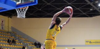 Ахил с 12-та победа след успех над Микс