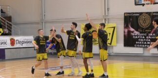 Миньор 2015 прекрати негативна серия в НБЛ