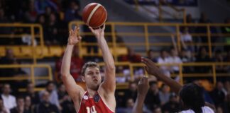 Везенков отново най-добър, но Олимпиакос остана без Купа на Гърция