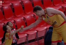 Везенков отново силен, Олимпиакос отвя ПАОК в третата част