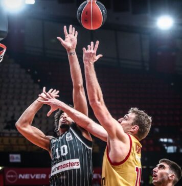 Везенков с приза за MVP на кръга в гръцкия елит (видео)