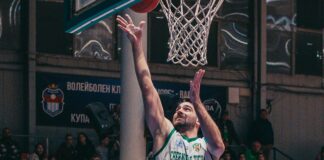 Черно море Тича загря за Купата с успех над Академик