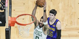 Бостън взе дуела срещу Лейкърс (видео)