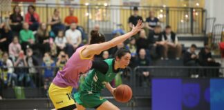 Берое срещу Монтана 2003 в спора за бронза в Адриатика