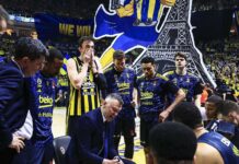 Фенербахче сломи Париж за втори път в плейофите на Евролигата (видео)