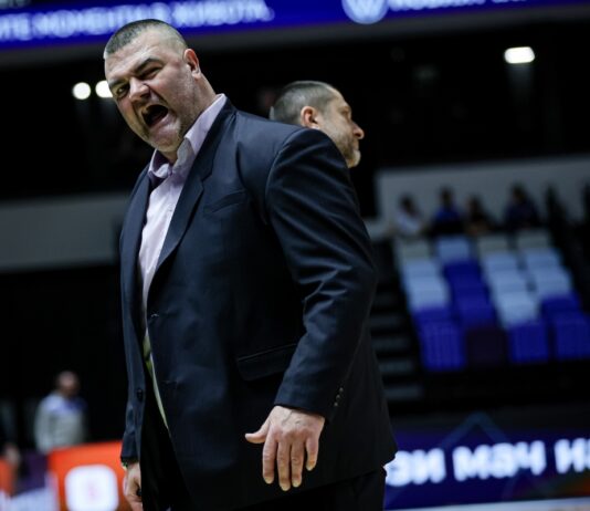 Васил Евтимов: Няма да позволя на моите играчи някой да им се подиграва (видео)