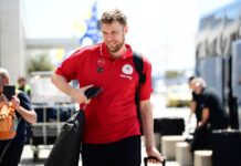 Везенков и Олимпиакос заминаха за Абу Даби