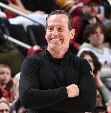 Кени Аткинсън заслужи приза за Треньор №1 в НБА