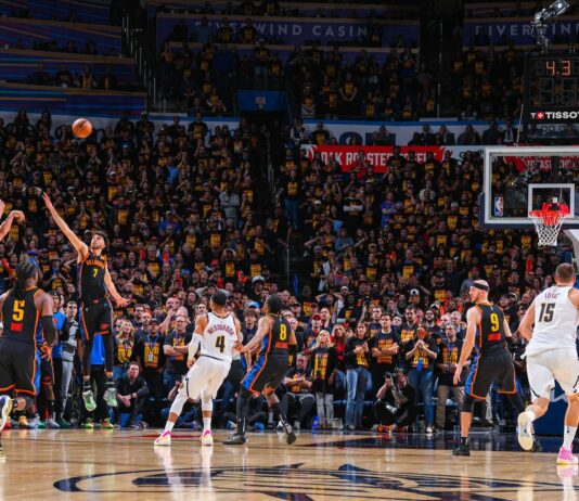 Денвър удари Оклахома и излезе напред с 1-0 на полуфиналите на Запад (видео)