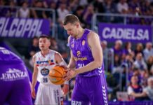 Димитър Димитров и Паленсия продължават битката за промоция в испанския елит